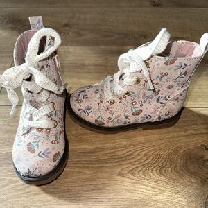 Cat & Jack Giovanna Floral Boots - Toddler 7